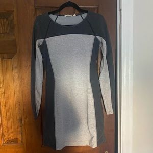 Athleta Carefree gray long sleeve dress